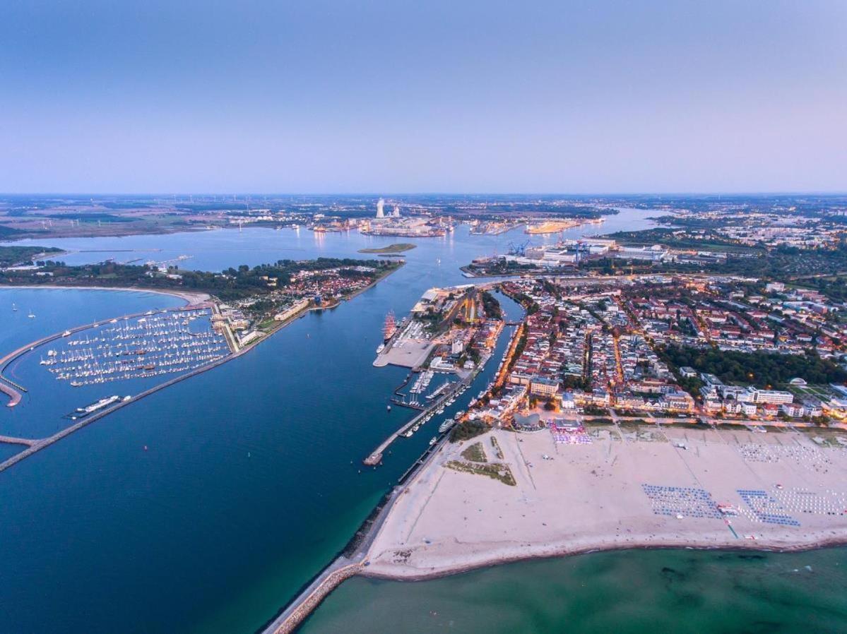 Promenadenblick/Captains-Suite Rostock Buitenkant foto